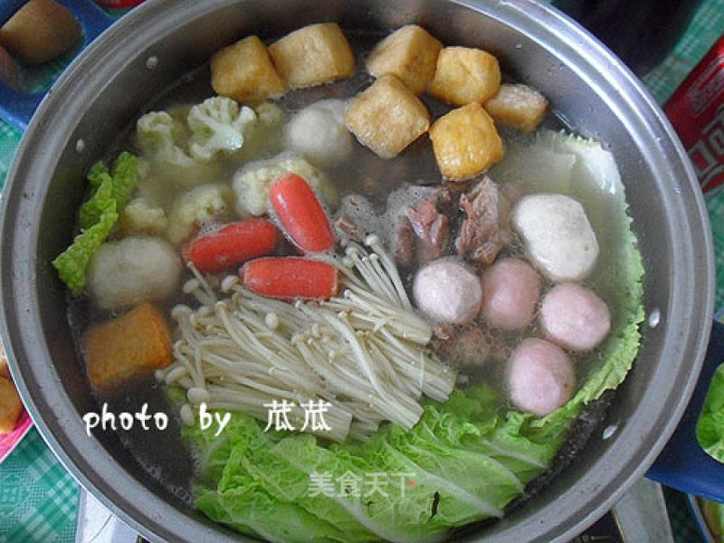 [coca-cola-healthy Family Hot Pot] Assorted Hot Pot with Fresh Ribs Soup