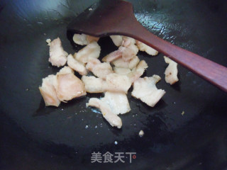 【fried Chili with Meat Slices】---a Good Anti-sense Recipe in Autumn recipe