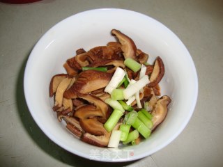 【abalone Sauce and Mushroom Tofu Pot】 recipe