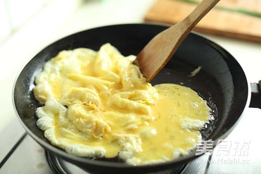 Scrambled Eggs with Leek recipe