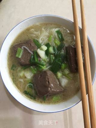 Duck Blood Soup Rice Noodles recipe