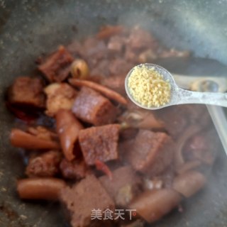 Pork Ribs and Roasted Snow Konjac recipe