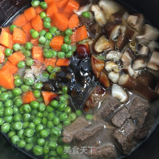 Stewed Rice with Beef and Seasonal Vegetables recipe