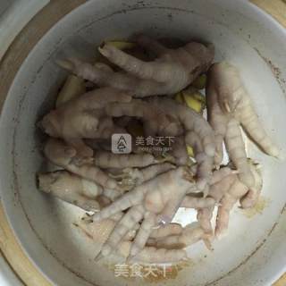 Black Bean Stewed Chicken Feet recipe