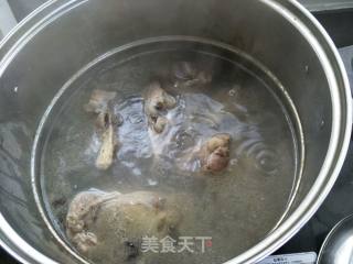 White Radish Big Bone Soup recipe