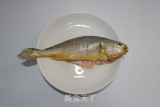 Home Cooked Yellow Croaker recipe