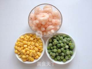 Fried Shrimp with Corn and Peas recipe