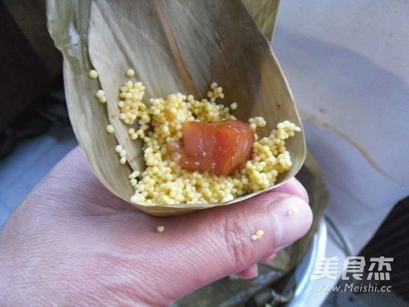 Yellow Rice Meat Dumplings recipe