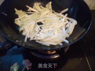 Squid and Cabbage Shredded Pork recipe