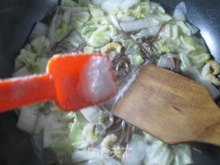 Kaiyang Chinese Cabbage Soba Noodles recipe