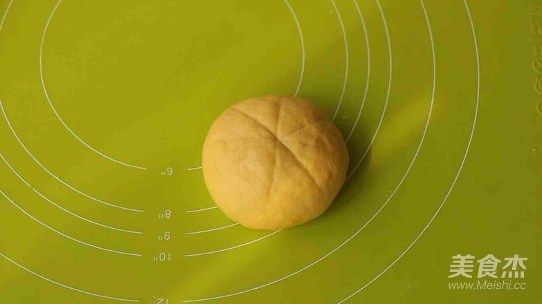 Golden Pumpkin Honey Bean Buns recipe