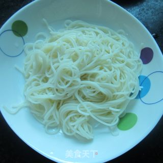 Fried Noodles with Onion recipe