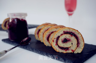 Bayberry Sauce Cake Roll recipe