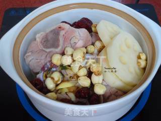 Red Date and Lotus Root Soup recipe