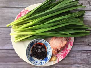 Salt Fried Pork with Garlic Sprouts recipe