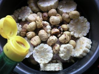 Stewed Spine with Corn and Chestnut recipe