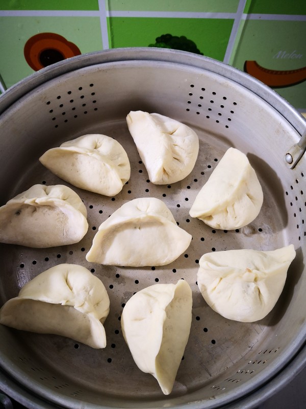 Wakame Bean Buns recipe