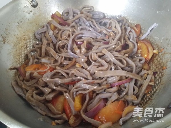 Fried Noodles with Black Rice Water and Noodles recipe