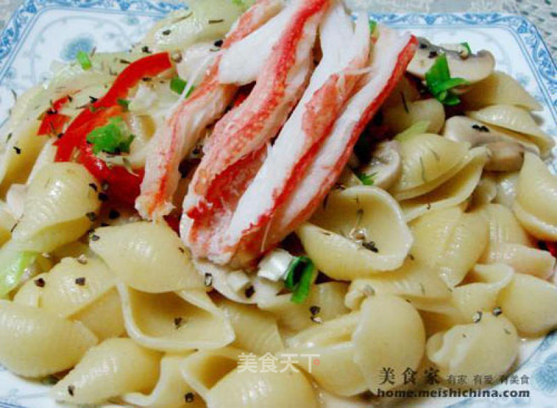 Shell Noodles with Crab Meat Gratin recipe