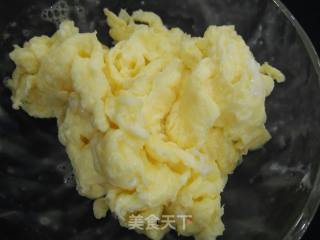 Scrambled Eggs with Mushrooms and Chives recipe