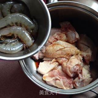 Huang Ji Huang Three Sauce Stew Pot recipe