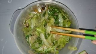 Lettuce with Vermicelli recipe