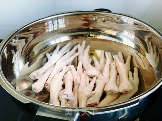 Braised Chicken Feet recipe