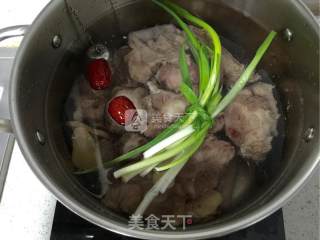 Yam and Oxtail Soup recipe