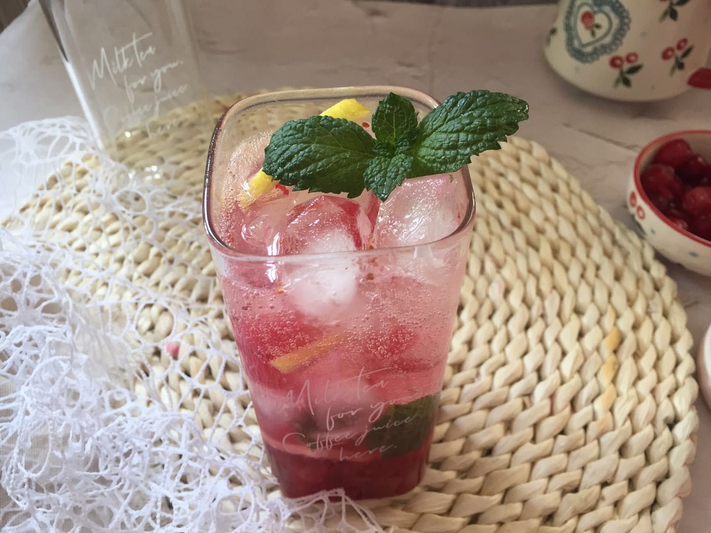 Cranberry Lemon Iced Drink recipe