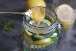 Honey Lemon Mint Juice recipe