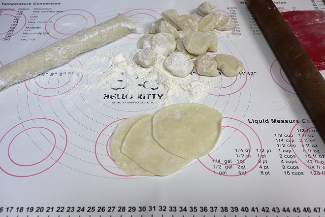 Pork Parsley Carrot Hot Dumplings recipe