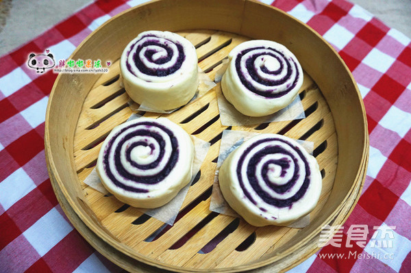 Purple Potato Stuffed Buns recipe