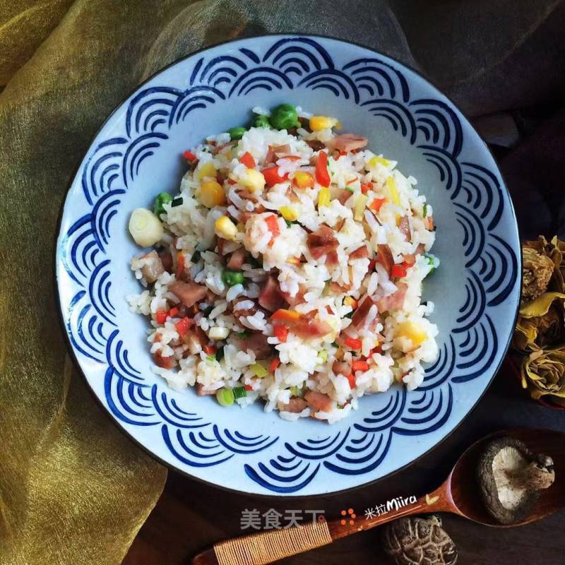 Assorted Fried Rice with Red Sausage recipe