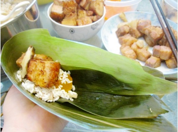 Braised Pork Dumpling with Taro and Salted Egg recipe