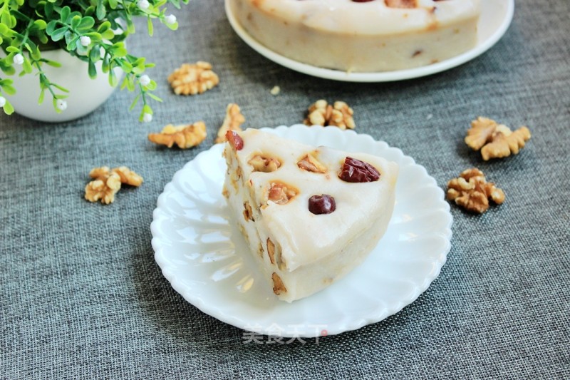 Red Date Walnut Cake recipe