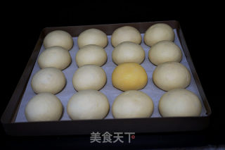 Custard Meal Buns-super Delicious Once Fermented [with Custard Filling Recipe] recipe