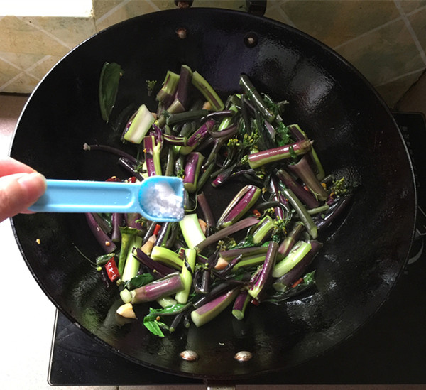 Hot and Sour Red Cabbage Moss recipe