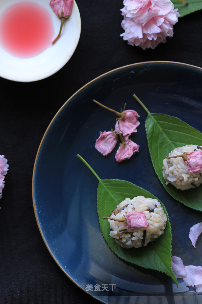 Sakura Rice Ball recipe