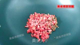 Colored Sticky Rice with Sausage recipe