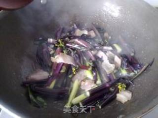 Stir-fried Red Cabbage Moss with Bacon recipe