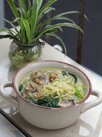 #中卓牛骨汤面#bullfrog Green Vegetable Noodles recipe