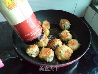 Fried Pork Vermicelli with Stuffed Tofu recipe