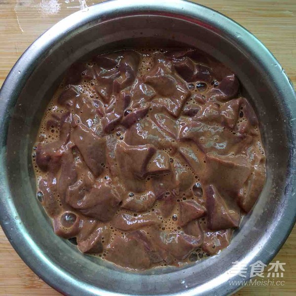 Stir-fried Pork Liver Noodles with Garlic Sprouts recipe