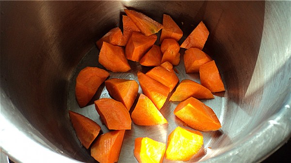 Dried Carrots and Cabbage Soup recipe