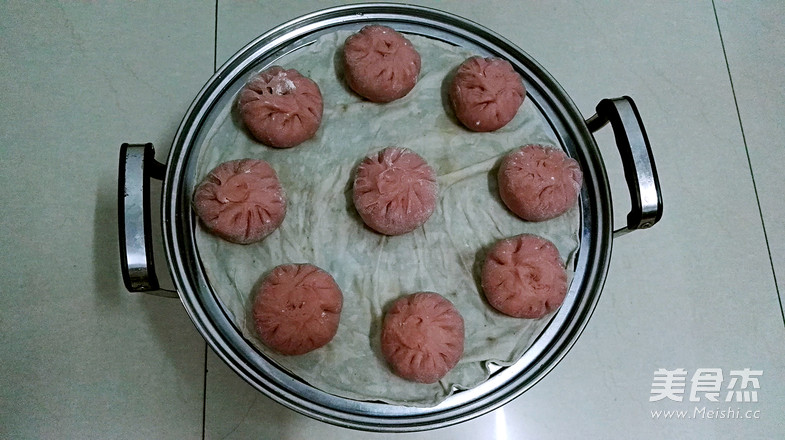 Variety of Pasta: Red Velvet Buns recipe