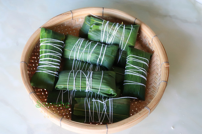 Banana Leaf Rice Cake recipe