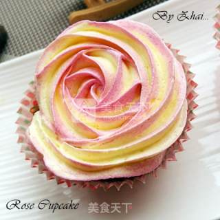 #aca烤明星大赛#rose Cupcakes recipe