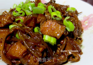 An Essential Chinese New Year Dish: Pork Stewed Vermicelli recipe