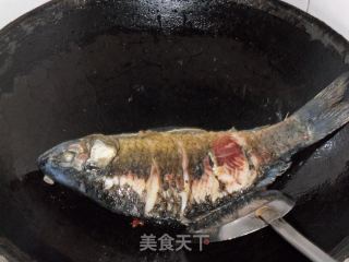 Dry Roasted Crucian Carp recipe