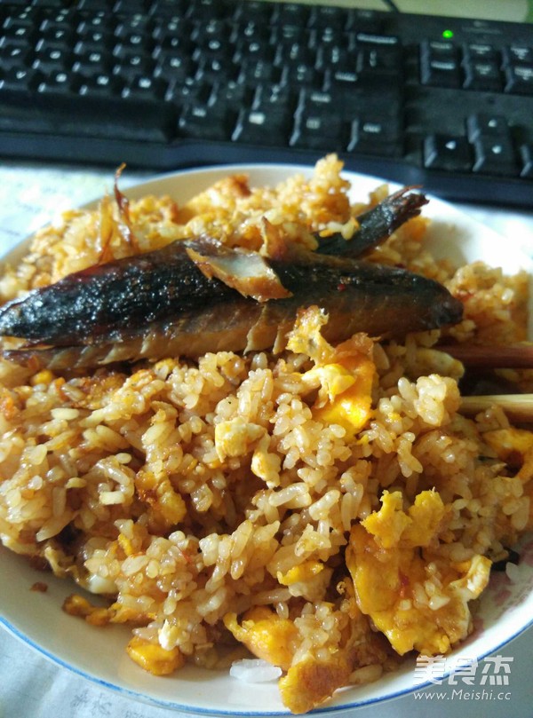 Balang Fish Dried Egg Fried Rice recipe